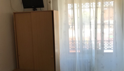 Habitación con 2 camas individuales