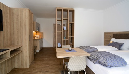 Apartamento Business, 1 cama de matrimonio grande, no fumadores (incl. final cleaning fee 36,00 EUR)