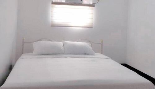 Habitación (Dorm for 8)