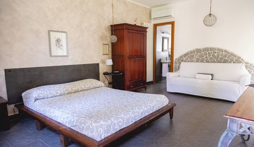 Habitación cuádruple, vistas al jardín