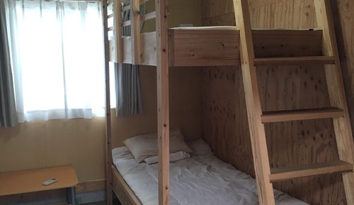 Habitación (Bunk Bed, KAME)