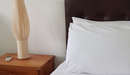 Apartamento Confort, 2 habitaciones, cocina básica, vistas a la piscina