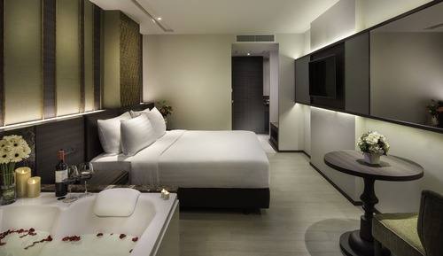 Premier Double Room with City View