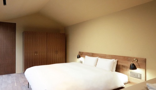 Habitación estándar, en edificio anexo (Tree View, UNAGI)