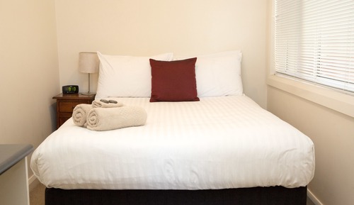 Estudio City, 1 cama doble, cocina, vistas al patio