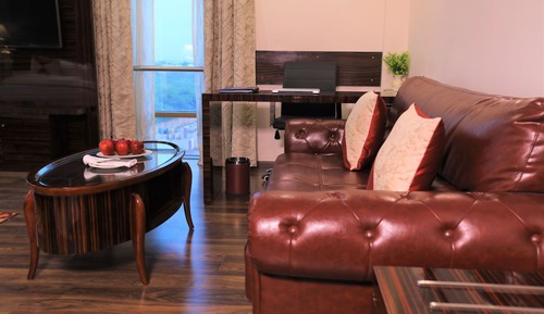 Premium Studio Suite, 1 King Bed, Accessible