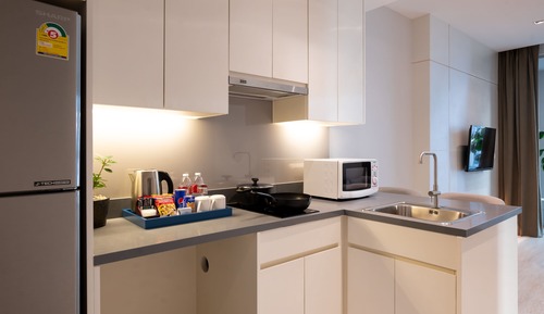 Two Bedrooms Suite for 3 People