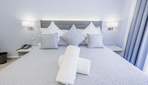 Habitación básica doble, 1 cama de matrimonio