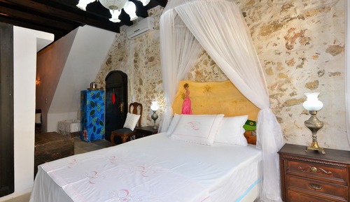Casa (Pink)