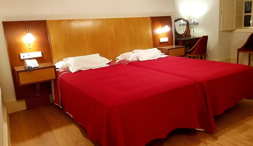 Habitación estándar con 2 camas individuales