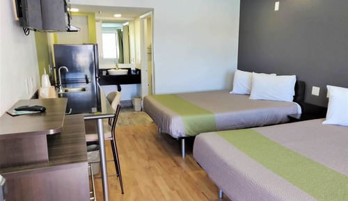 Habitación Deluxe, 2 camas de matrimonio, no fumadores, cocina básica