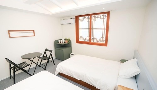 Habitación estándar con 2 camas individuales