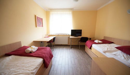Habitación con 2 camas individuales