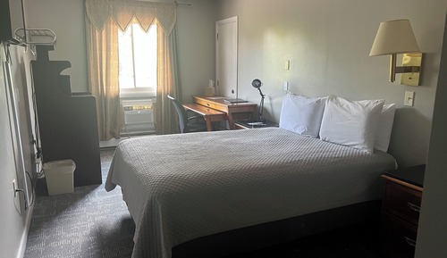 Habitación individual económica, 1 cama de matrimonio, no fumadores, frigorífico y microondas