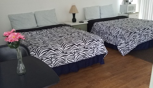 Habitación cuádruple estándar, 2 camas dobles, no fumadores