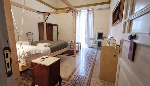 Habitación de diseño doble, 1 cama doble, baño privado