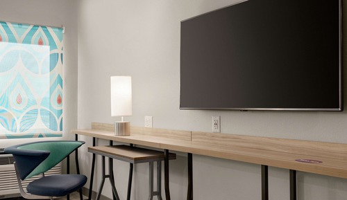 Habitación, 1 cama de matrimonio grande, accesible para personas con discapacidad, bañera