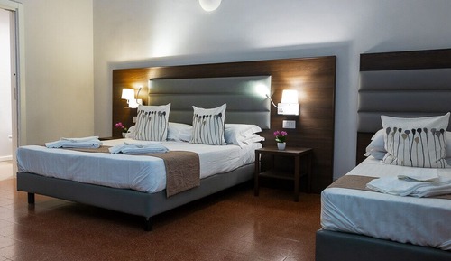 Habitación triple ejecutiva, varias camas, no fumadores