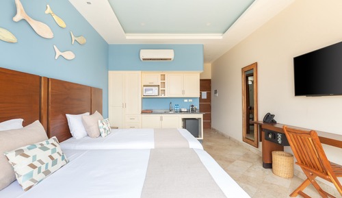 Habitación Deluxe con 2 camas individuales, varias camas, accesible para personas con discapacidad