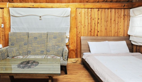 Habitación doble (Wood House 15PY)