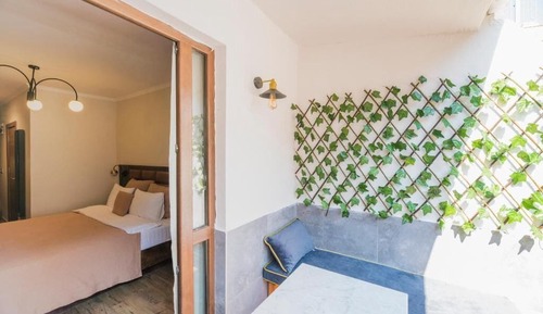 Junior Suite with Balcony
