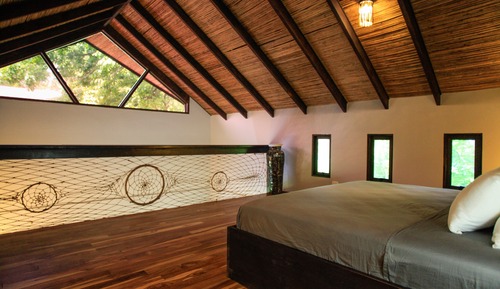 Villa, 2 habitaciones, cocina, vistas a la piscina