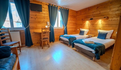 Habitación superior con 2 camas individuales