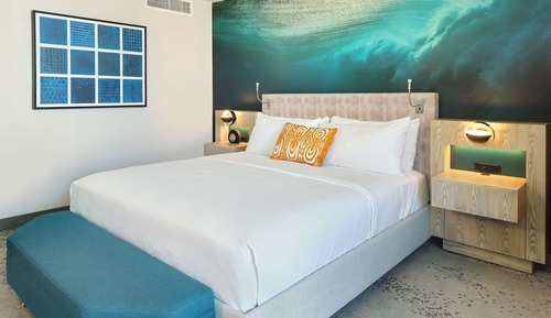 Habitación, 1 cama de matrimonio grande, notificación por teléfono o timbre (Waikiki View)