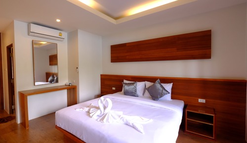 Deluxe Cabana 