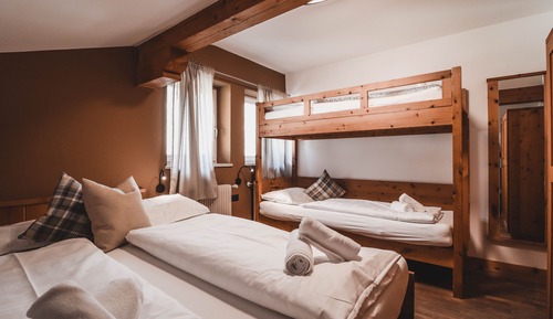 Apartamento superior, 2 habitaciones, balcón