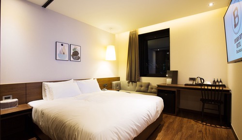 Habitación Deluxe doble, 1 cama de matrimonio grande, no fumadores, vistas a la ciudad (with SPA)