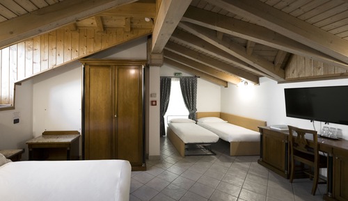Habitación cuádruple Confort