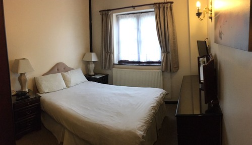 Habitación doble, 1 cama doble, baño privado