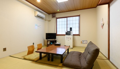 Habitación cuádruple tradicional, no fumadores (Japanese, Shared Washroom)