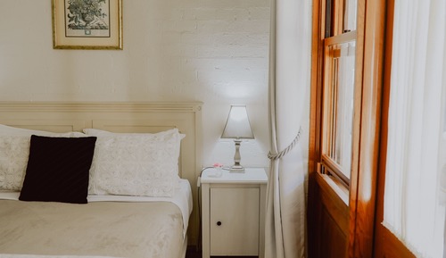 Habitación Deluxe doble, 1 cama de matrimonio, vistas al jardín, en la zona del patio