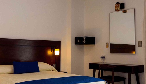 Superior Queen Room