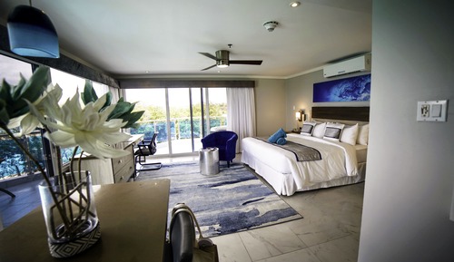 Habitación Grand, 1 cama de matrimonio grande, bañera de hidromasaje, frente al mar