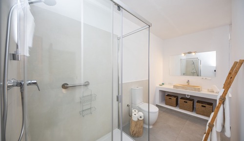 Suite superior, baño privado (Aigua Dolca)