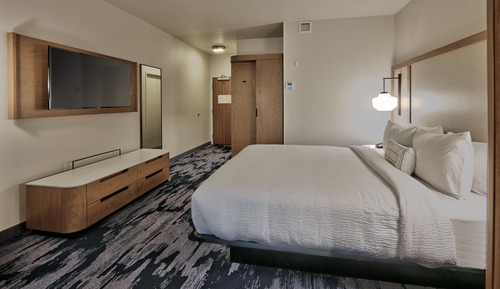 Suite, 1 cama de matrimonio grande (Hearing Accessible)