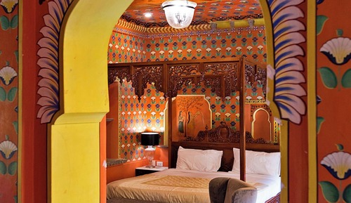 Suite estudio Deluxe (Raj Tilak)