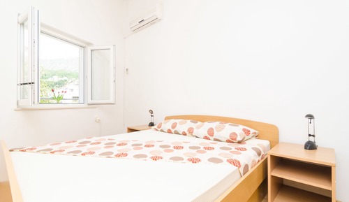 Apartamento Confort, 1 habitación, balcón, vistas al jardín