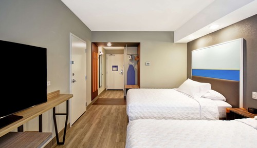 Habitación, 2 camas de matrimonio