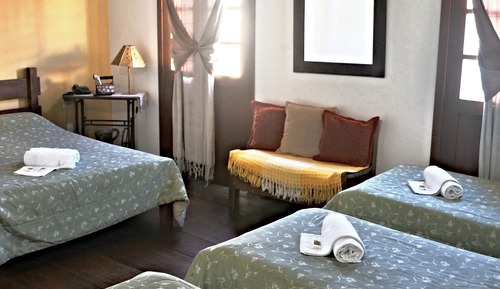Habitación cuádruple estándar