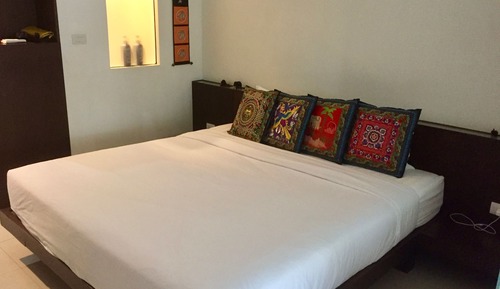 Deluxe Studio Room