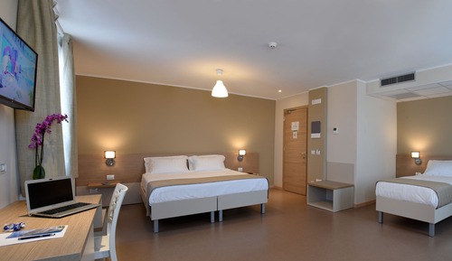 Habitación triple Deluxe