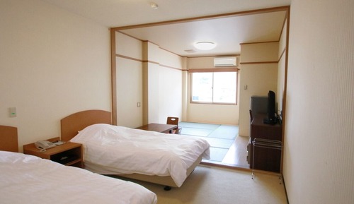 Habitación con 2 camas individuales, no fumadores (with Tatami space )