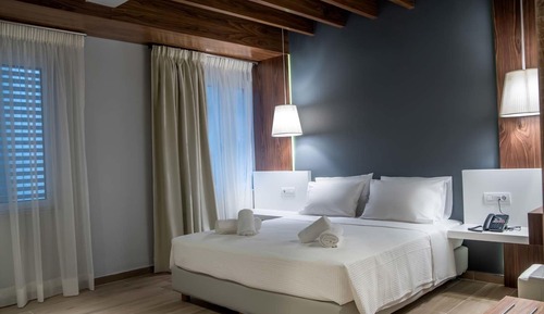 Habitación Deluxe con 1 cama doble o 2 individuales