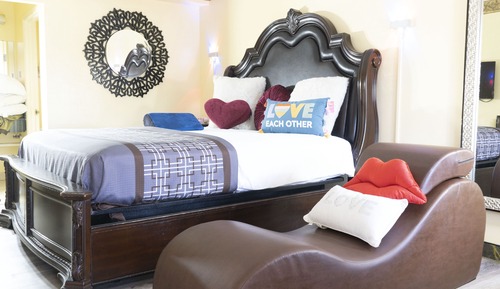 Suite Signature