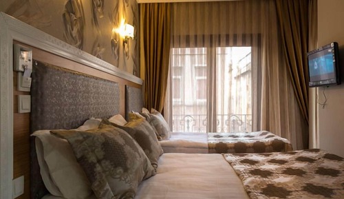 Habitación cuádruple estándar