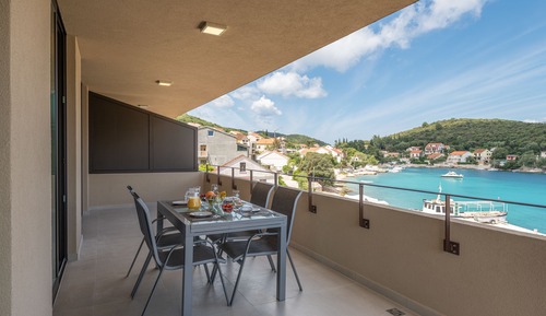 Deluxe Apartment, Multiple Beds, Sea View (Blue Bay 6)